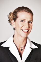 Dr. Miriam Drekonja
